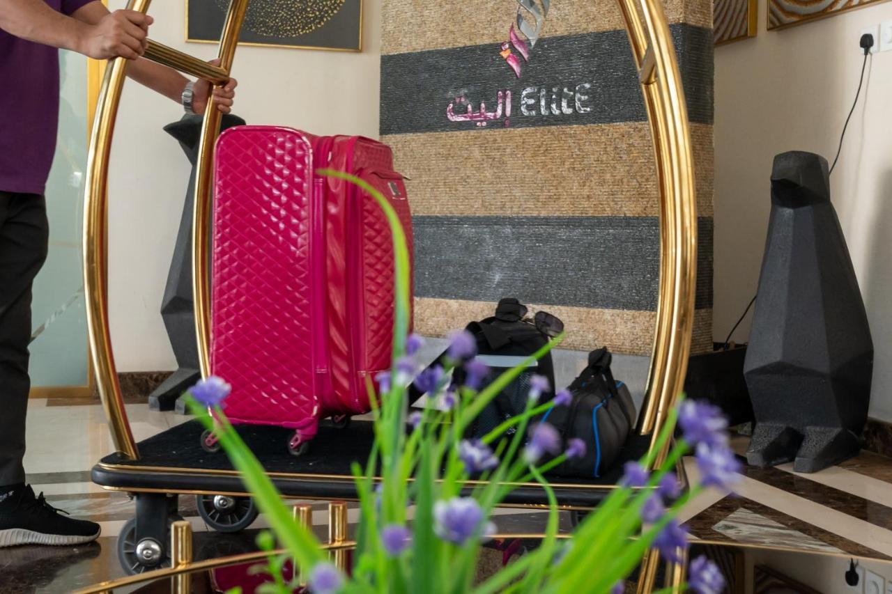 Elite Served Apartments Aparthotel *