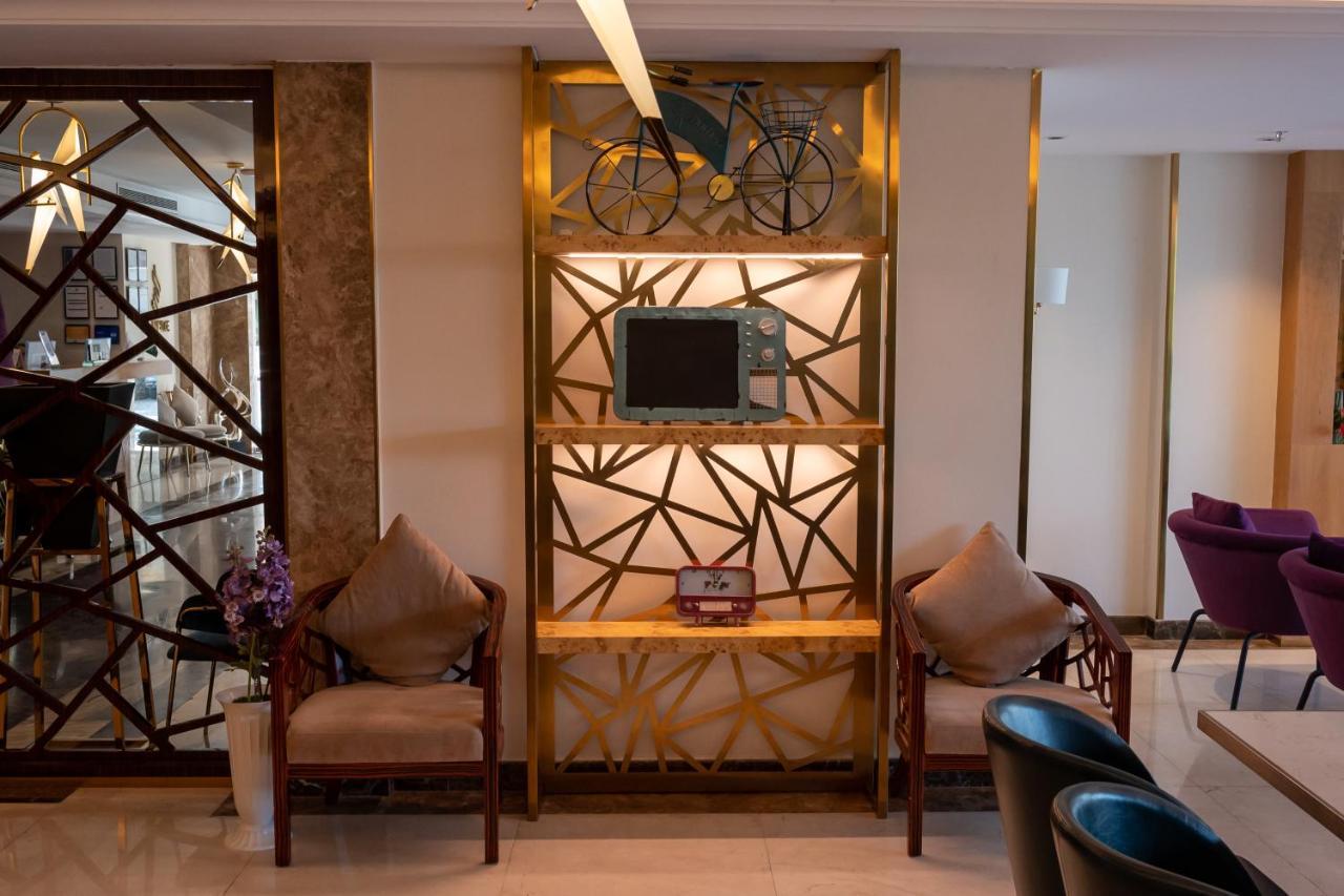 Aparthotel Elite Served Apartments *